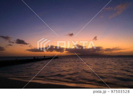 竹富島西桟橋から見た夕景 97503528