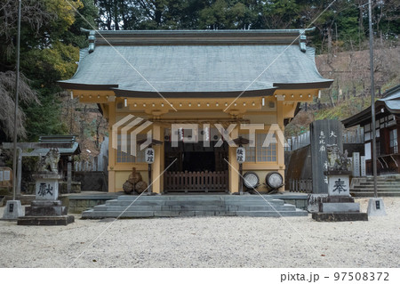 本宮山の麓にある大縣神社本宮(尾張三山) 本宮山の麓にある大縣神社本宮(尾張三山) 97508372