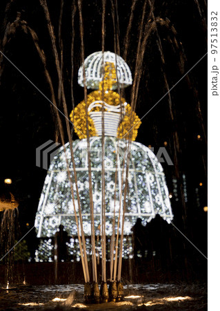 Menina. Menina de luz decorating the streets of the city of Madrid at Christmas time. Merry Christmas 2022. Photography. Menina. Menina de luz decorating the streets of the city of Madrid at Christmas time. Merry Christmas 2022. Photography. 97513832