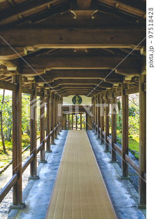 The long covered corridor at tenryu ji The long covered corridor at tenryu ji 97518428