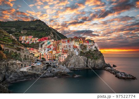 Manarola, La Spezia, Italy coastal view in Cinque Terre Manarola, La Spezia, Italy coastal view in Cinque Terre 97522774
