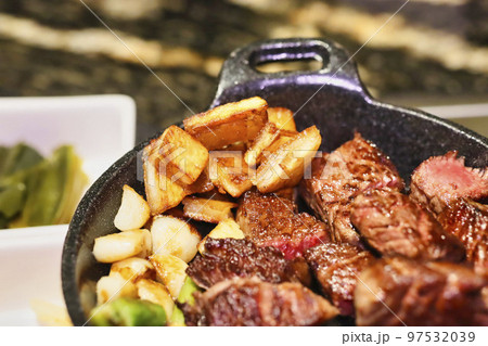 韓国料理 焼き 韓牛 97532039