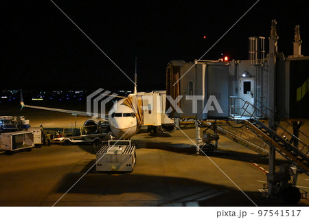ジェット機 成田空港 ジェット機 成田空港 97541517