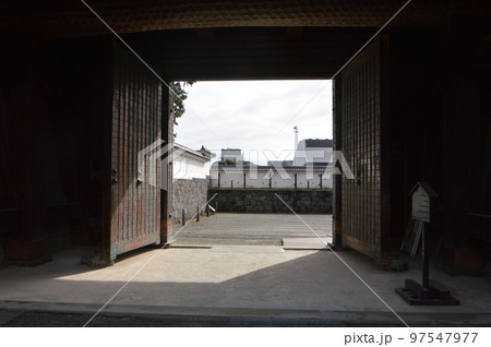 小田原城の「銅(あかがね)門」(神奈川県小田原市) 小田原城の「銅(あかがね)門」(神奈川県小田原市) 97547977