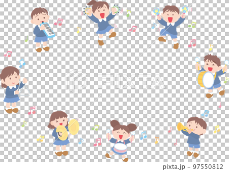 楽器を演奏する子どもたち_輪になって演奏 97550812