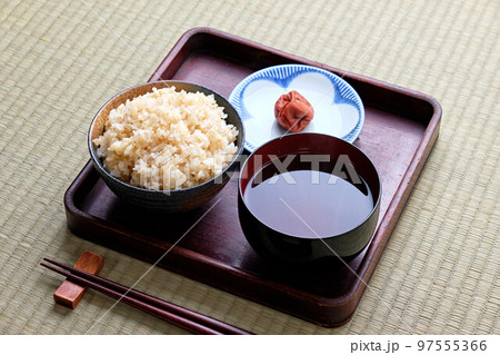 日本の庶民の食事（江戸時代風） 97555366