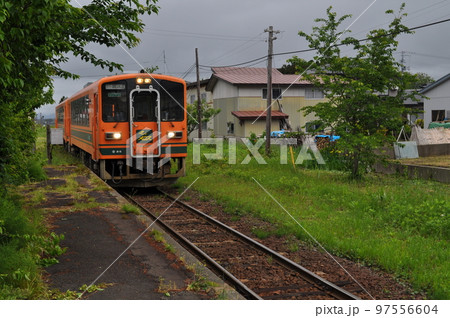 津軽鉄道　嘉瀬駅 97556604