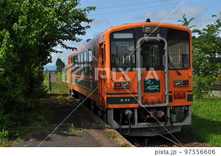 津軽鉄道　嘉瀬駅 97556606
