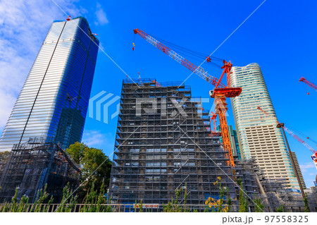 東京　虎ノ門五丁目付近から見た虎ノ門・麻布台再開発 97558325