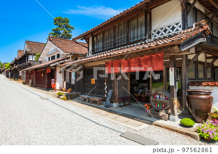 岡山県　高梁　成羽町　吹屋の町並み 97562861