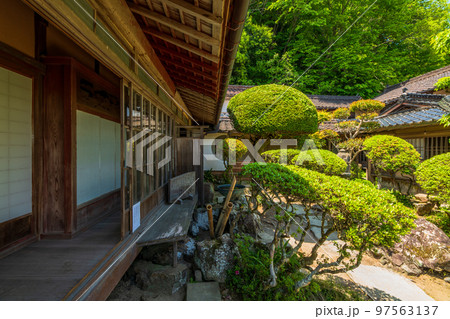 岡山県　高梁　成羽町　旧広兼邸 97563137