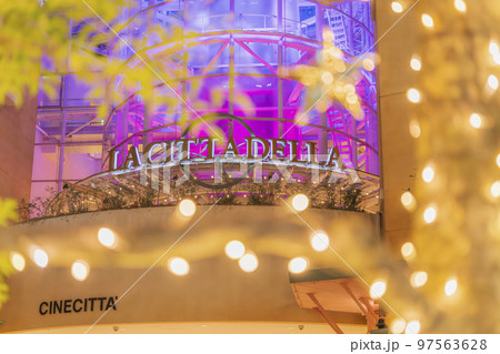 川崎・ラチッタデッラのイルミネーション【神奈川県・川崎市】 川崎・ラチッタデッラのイルミネーション【神奈川県・川崎市】 97563628