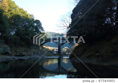 JR名松線 二雲橋と雲出川 / 雲出川八景【三重県津市白山町真見】 JR名松線 二雲橋と雲出川 / 雲出川八景【三重県津市白山町真見】 97564905