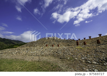 柳井茶臼山古墳　山口県柳井市 97569727