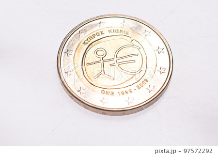 A coin collection of 2 euro commemorative coins 97572292