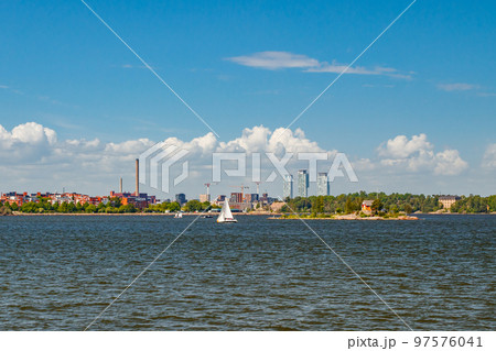 Panoramic view of Helsinki from the sea and Suomenlinna Fortress. 97576041