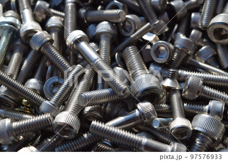 各種のボルトとネジ類 97576933