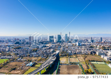 空撮「埼玉県」さいたま市 見沼田んぼと冬空 空撮「埼玉県」さいたま市 見沼田んぼと冬空 97577433