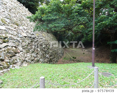 吉田城(豊橋公園)の石垣 【愛知県豊橋市】　2022年10月 97578439