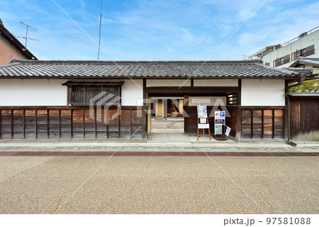 武家屋敷 入交家住宅 外観（三重県伊賀市） 97581088