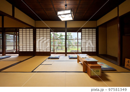 武家屋敷 入交家住宅内部 居間(三重県伊賀市) 武家屋敷 入交家住宅内部 居間(三重県伊賀市) 97581349