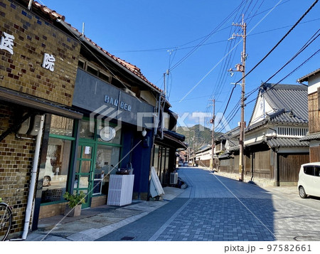 坂越浦の都市景観大賞にも選ばれた情緒ある街並みの風景 兵庫県赤穂市 坂越浦の都市景観大賞にも選ばれた情緒ある街並みの風景 兵庫県赤穂市 97582661