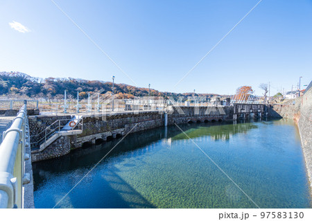 玉川上水　羽村取水堰（せき）　東京都羽村市 97583130