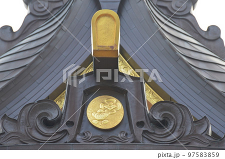 岸城神社・本殿の屋根(大阪府岸和田市岸城町岸城町11-30) 岸城神社・本殿の屋根(大阪府岸和田市岸城町岸城町11-30) 97583859