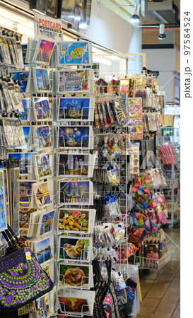 クアラルンプールのセントラル・マーケット（マレーシア） 97584524