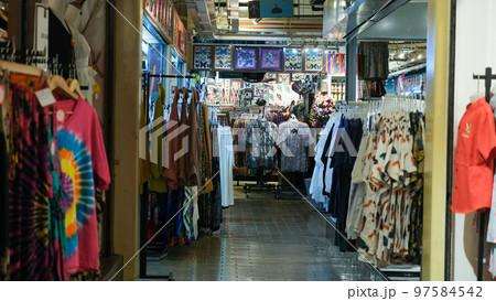 クアラルンプールのセントラル・マーケット（マレーシア） 97584542