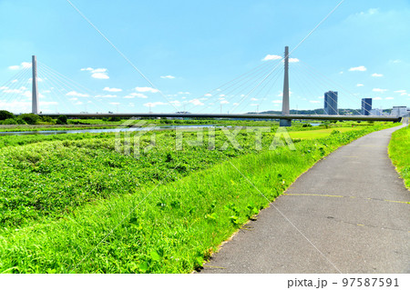 府中四谷橋／多摩川周辺を上流／日野市側より望む(東京都日野市)【2022.7】 97587591
