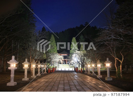 英霊殿・奥の院・高野山（和歌山県・高野町） 97587994
