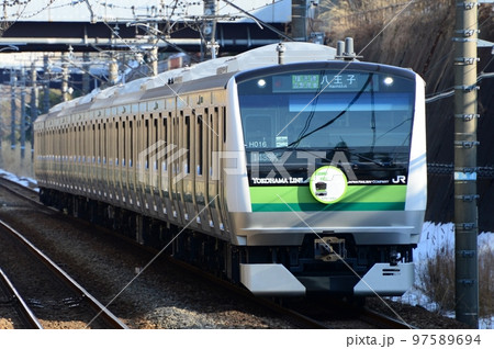 E233系6000番台横浜線営業運転開始ヘッドマーク付 E233系6000番台横浜線営業運転開始ヘッドマーク付 97589694