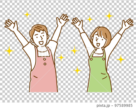笑顔でバンザイするエプロン姿の若い2人の男女セット 笑顔でバンザイするエプロン姿の若い2人の男女セット 97589985