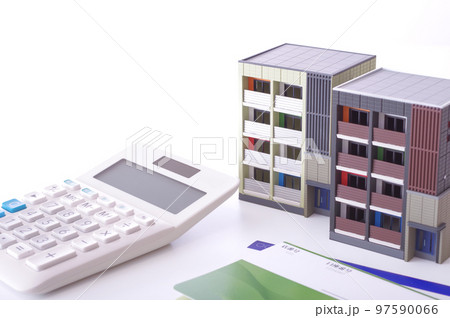 住宅とお金のイメージ 住宅価格 97590066