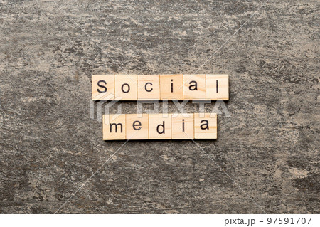 social media word written on wood block. social media text on table, concept 97591707