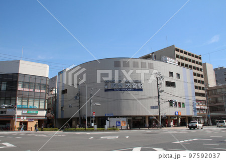 青空の阪急大宮駅 青空の阪急大宮駅 97592037