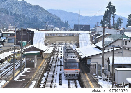 JR東海飛騨古川駅 97592376