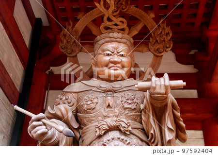 広目天像・壇上伽藍・高野山（和歌山県・高野町） 97592404