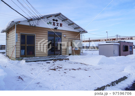 志文駅（室蘭本線・JR北海道） 97596706