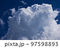 湧き上がる夏の雲2 97598893