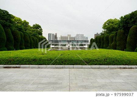 平和の灯(平和記念公園・広島市) 平和の灯(平和記念公園・広島市) 97599037