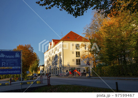 ノイシュバンシュタイン ノイシュヴァンシュタイン ノイシュヴァン 97599467