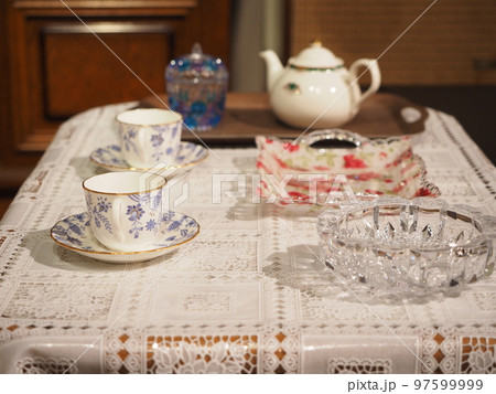 昭和の時代のリビング 昭和の時代のリビング 97599999