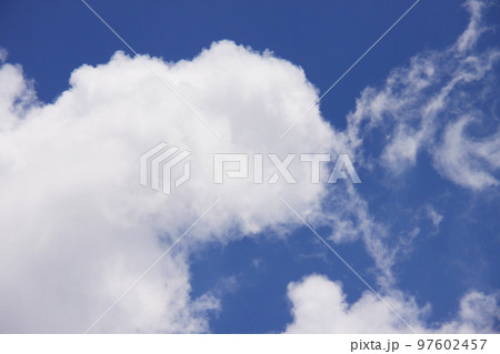 サンパウロの入道雲と青空 ブラジル サンパウロの入道雲と青空 ブラジル 97602457