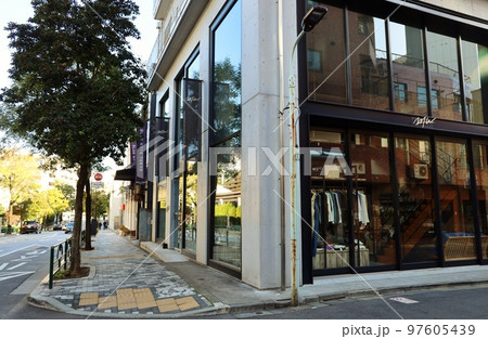 南青山六丁目 97605439