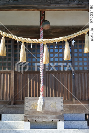 神社の拝殿 イメージ 神社の拝殿 イメージ 97605496