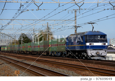 東海道本線を走るEF210-342コンテナ貨物列車 97609649