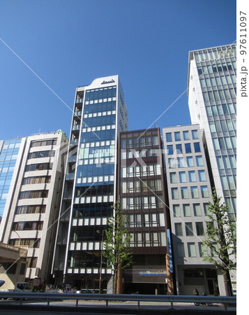 銀座　昭和通り付近 97611097