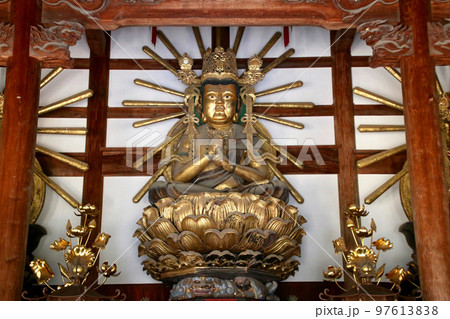 三尊像・根来寺（和歌山県・岩出市） 97613838